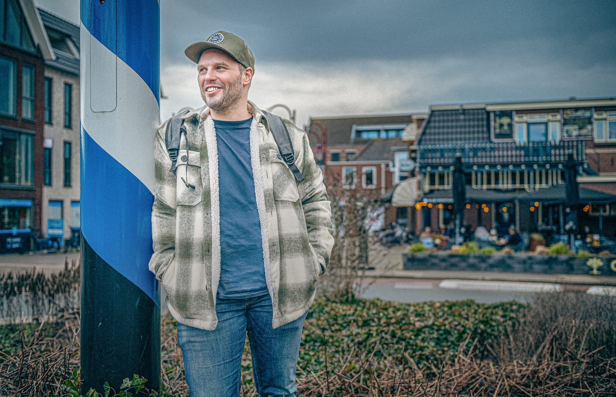 Jouke Zomer op straat in Vriezenveen